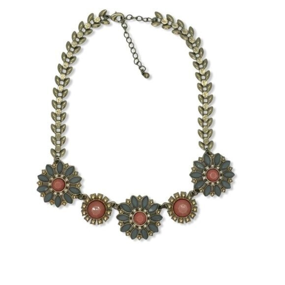 Vintage Floral Statement Necklace Coral & Gray Accents Beach Vacation Boho Chic - Picture 1 of 4
